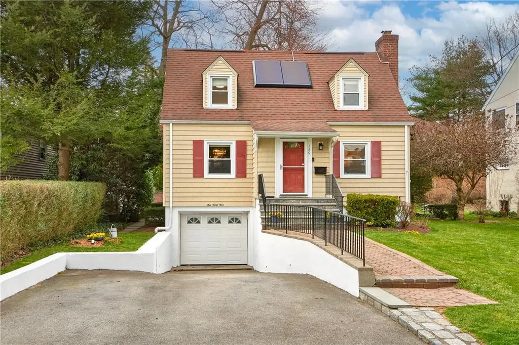 149 Clarence Road Scarsdale NY 10583