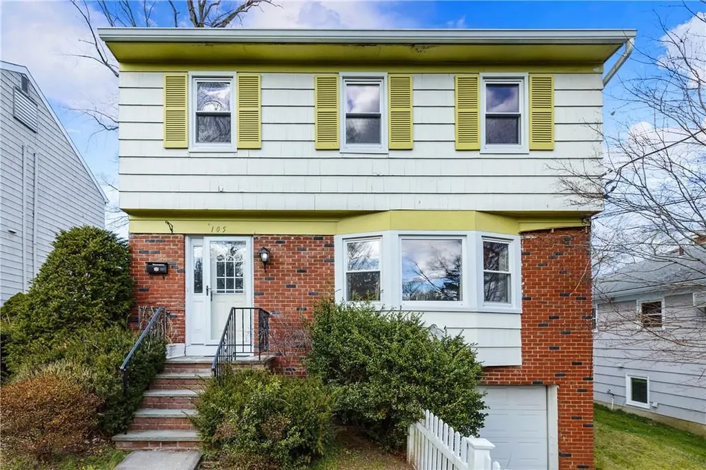 105 Sprague Road Scarsdale NY 10583