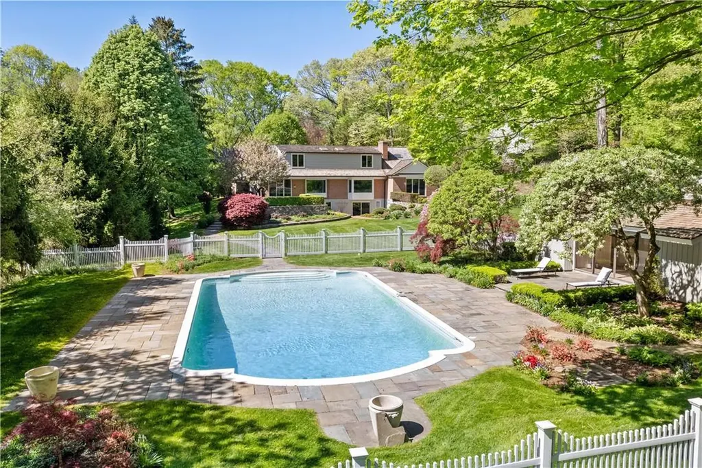 20 Linden Lane Bedford NY 10549