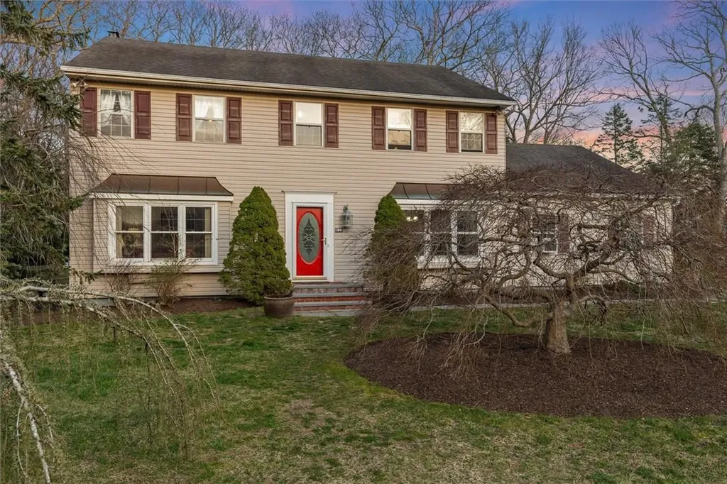 44 Forest Drive Riverhead NY 11901