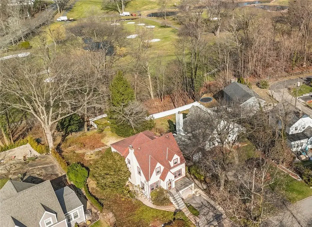 115 Park Drive Eastchester NY 10709