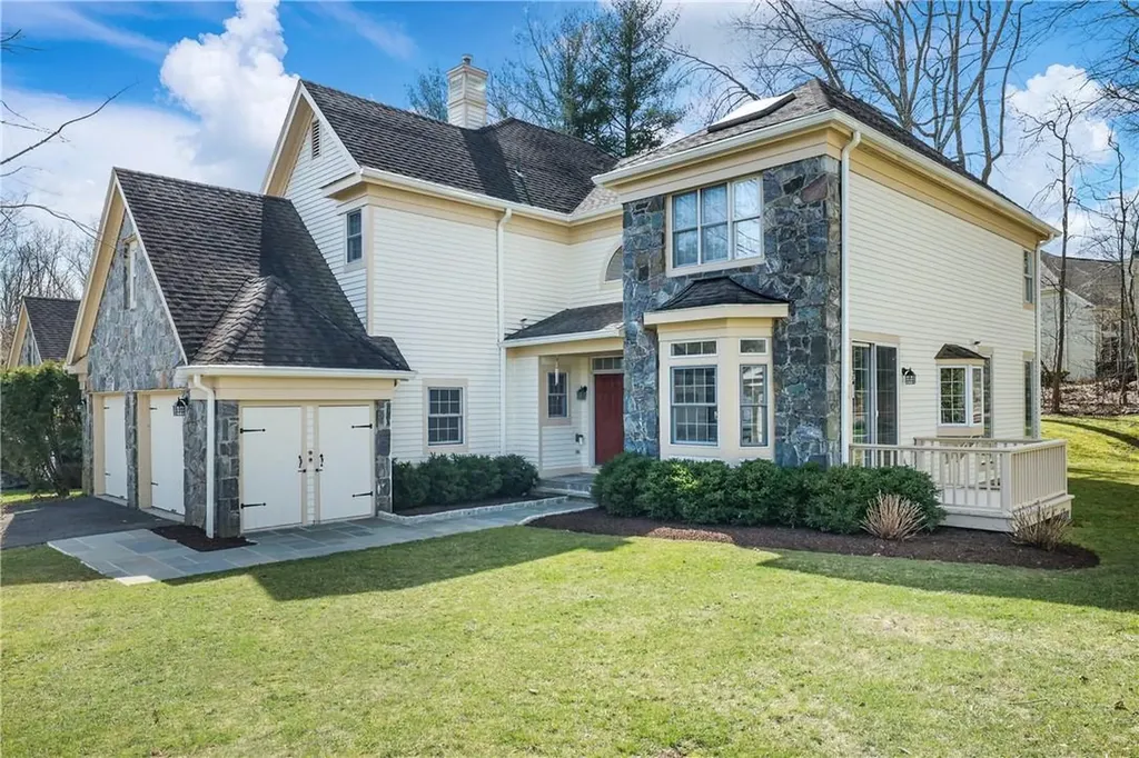 6 Easthaven Lane White Plains NY 10605