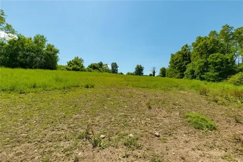 4 Browning Road Hyde Park NY 12538