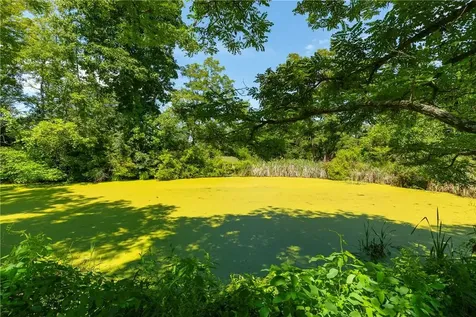 4 Browning Road Hyde Park NY 12538