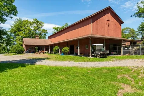 4 Browning Road Hyde Park NY 12538