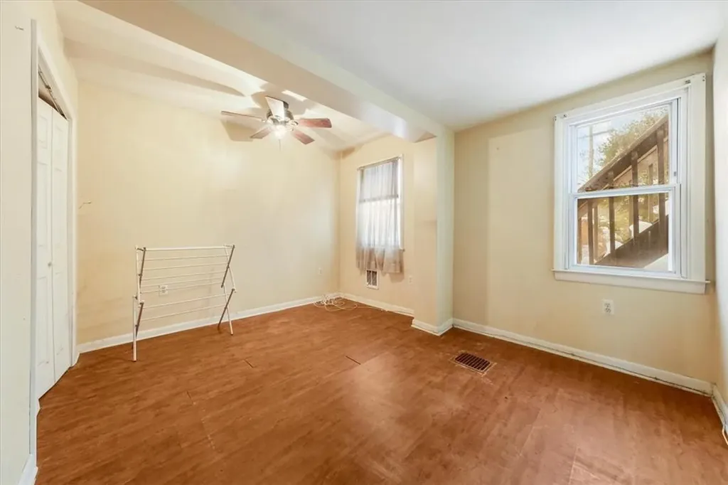 748 E Main Street Middletown NY 10940