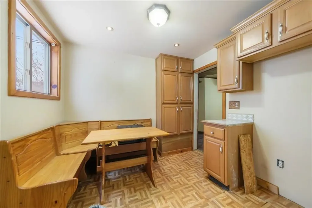 748 E Main Street Middletown NY 10940