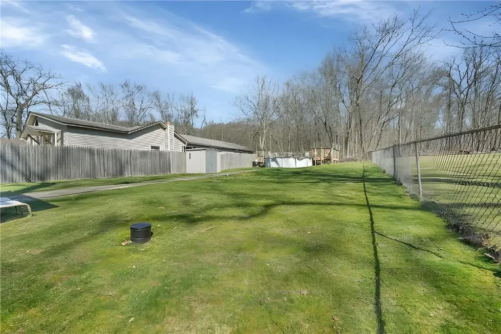 18 Edgewood Terrace Newburgh NY 12550