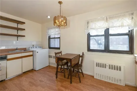 28 Lawrence Drive White Plains NY 10603