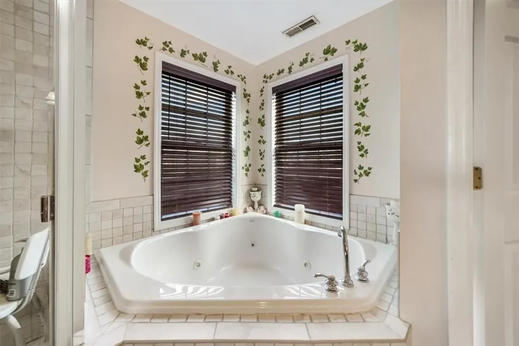 13 Mansion Ridge Boulevard Monroe NY 10950