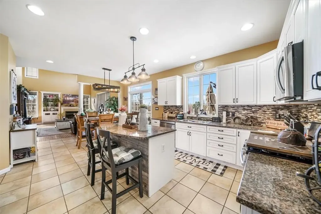 13 Mansion Ridge Boulevard Monroe NY 10950