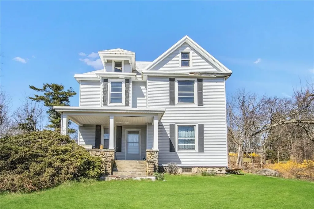 2 Rheajack Drive Stony Point NY 10980
