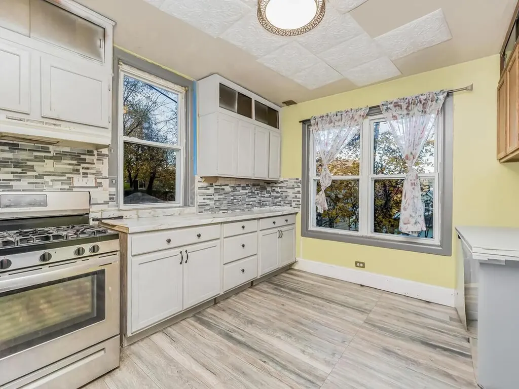2 Dennison Street White Plains NY 10606