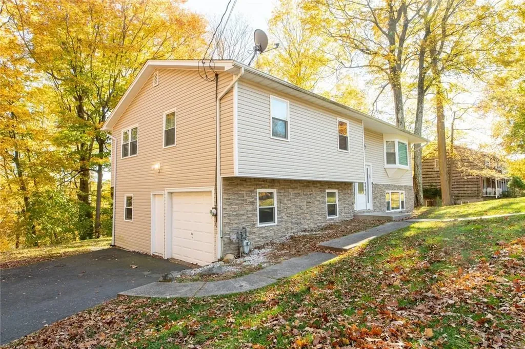 116 Mcnamara Road Spring Valley NY 10977