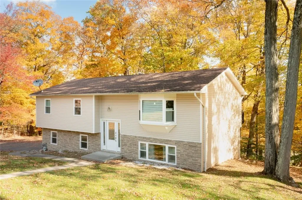 116 Mcnamara Road Spring Valley NY 10977