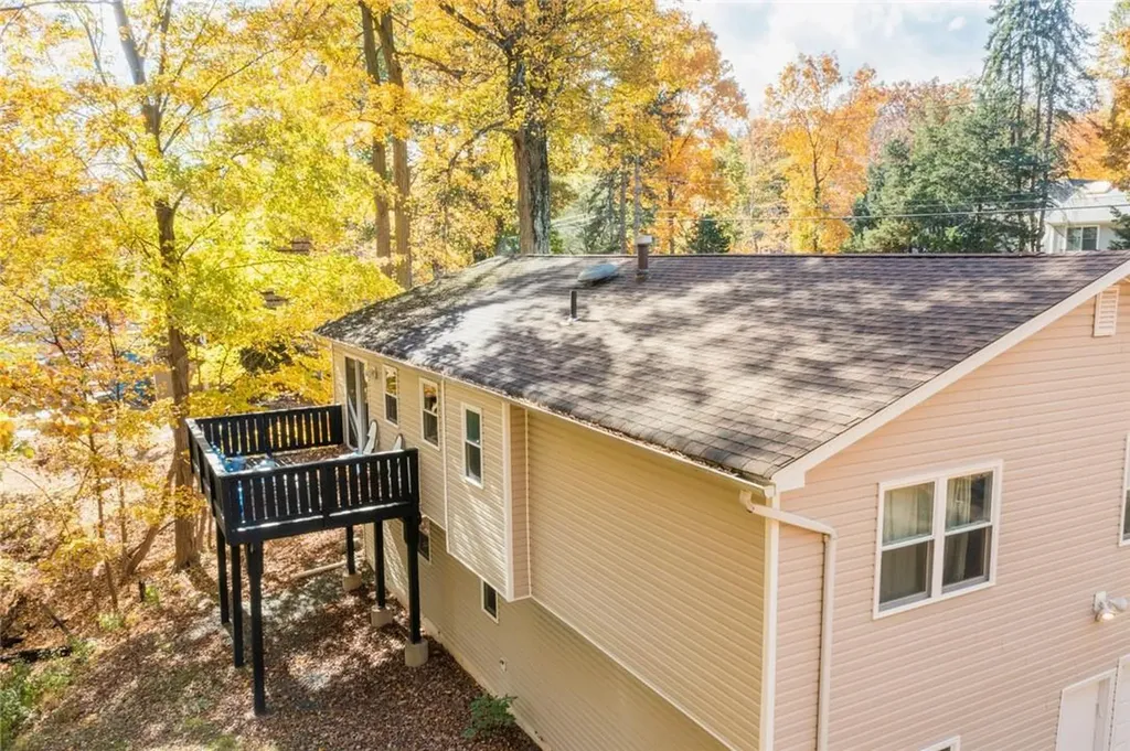 116 Mcnamara Road Spring Valley NY 10977