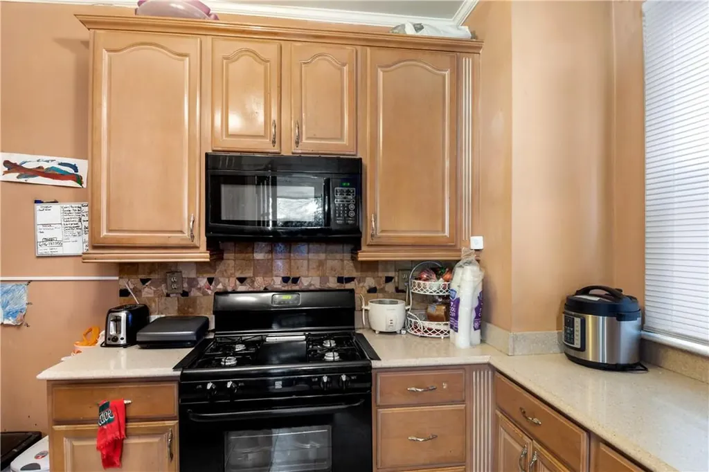 545 Vincent Avenue Bronx NY 10465