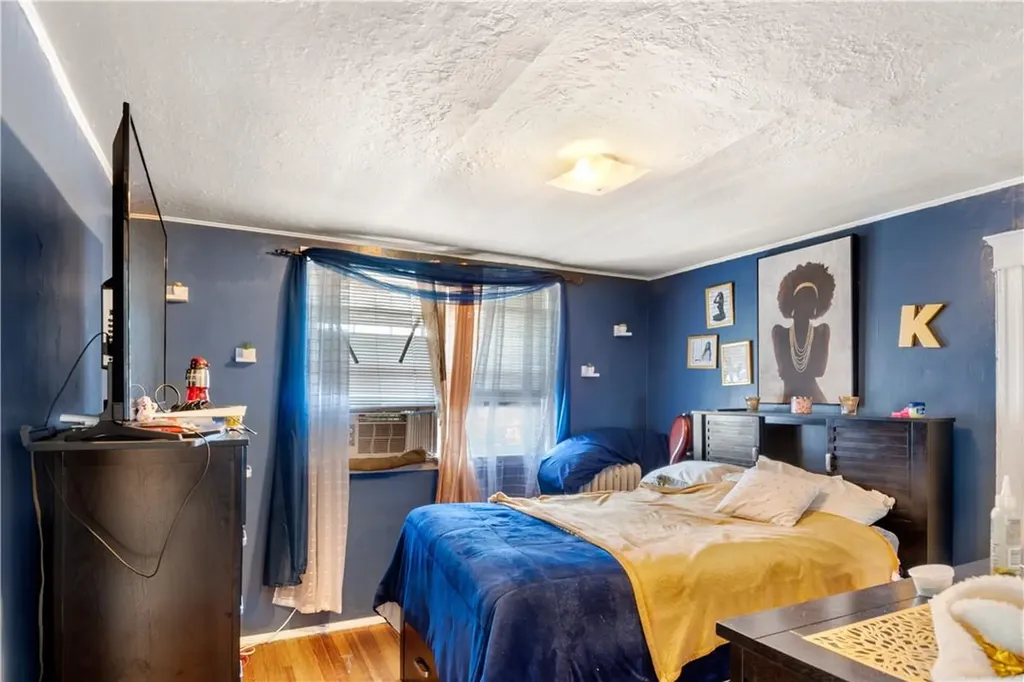 545 Vincent Avenue Bronx NY 10465