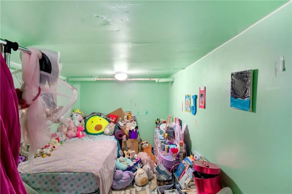 545 Vincent Avenue Bronx NY 10465