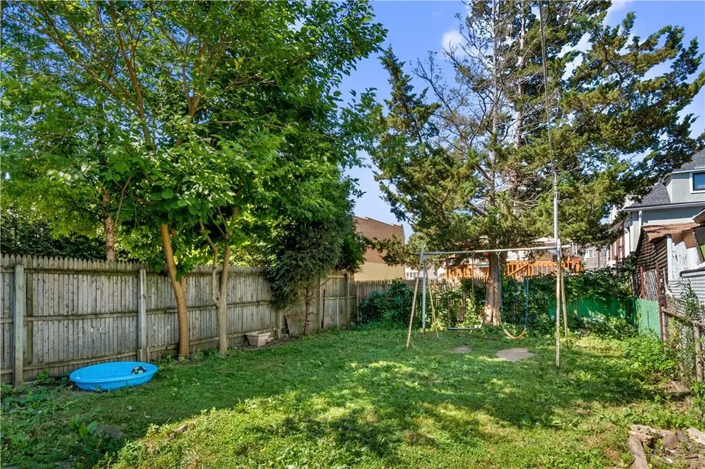 545 Vincent Avenue Bronx NY 10465