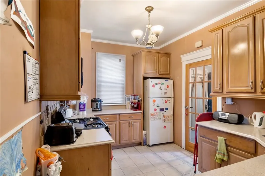 545 Vincent Avenue Bronx NY 10465