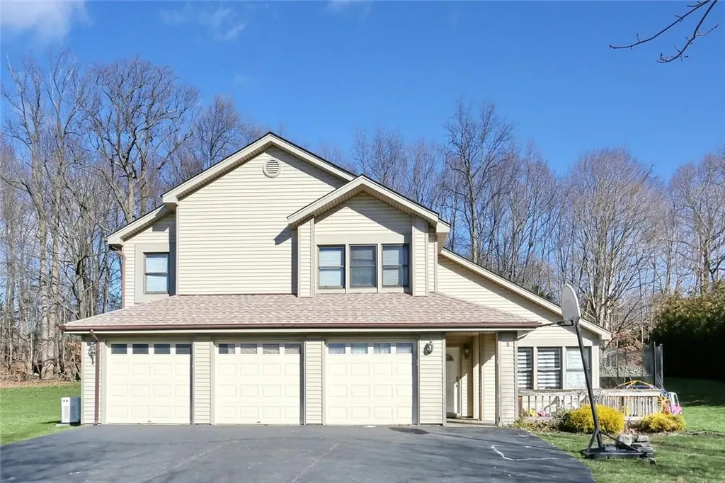 7 S Post Lane Airmont NY 10952