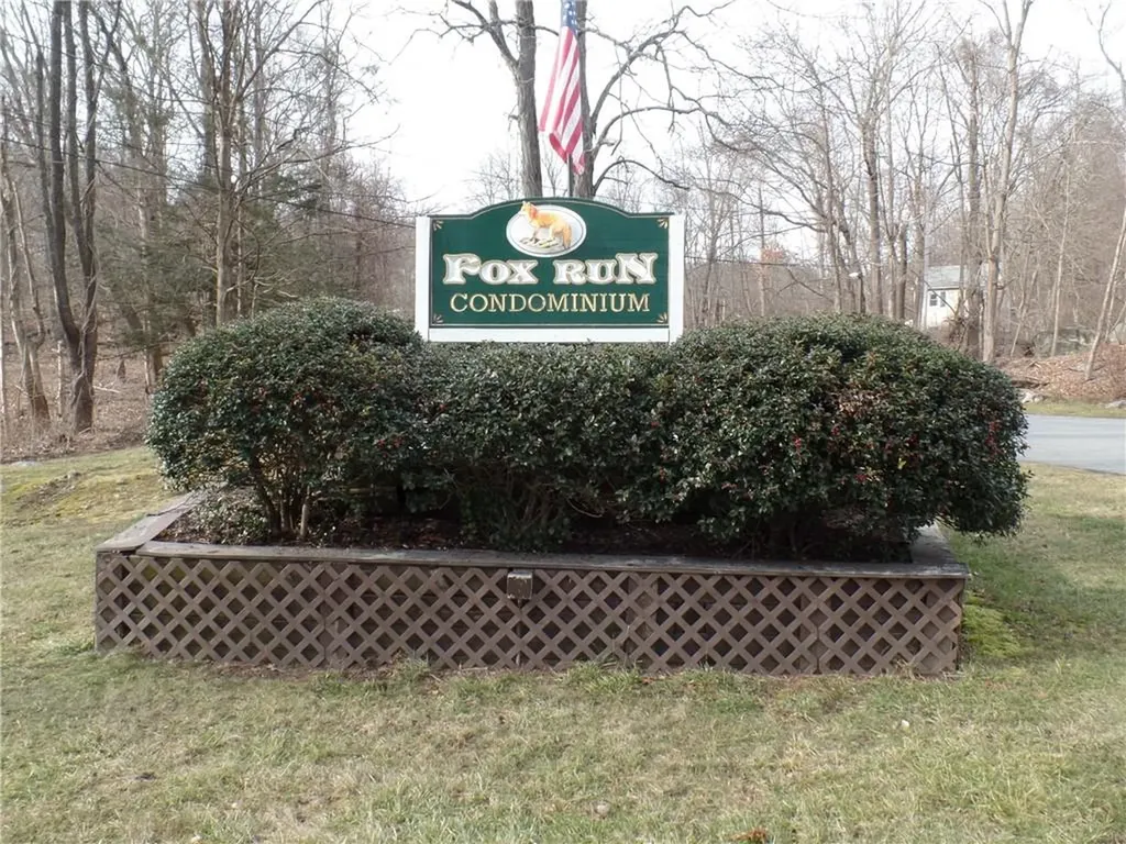 608 Fox Run Lane Carmel NY 10512