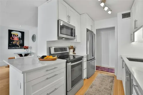 12 Old Mamaroneck Road White Plains NY 10605