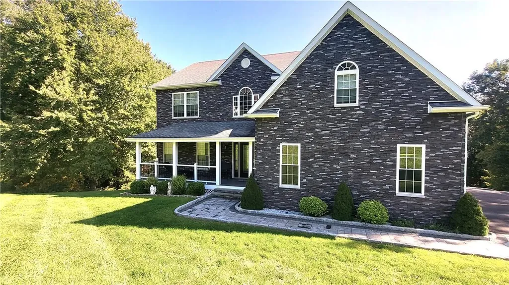 52 Turkey Run Hopewell Junction NY 12533