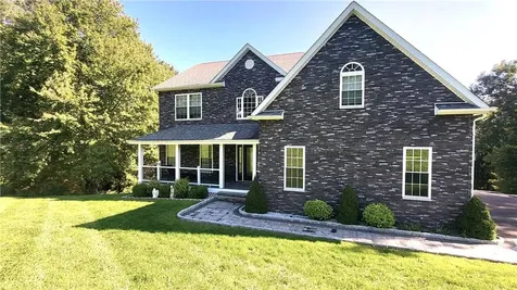 52 Turkey Run Hopewell Junction NY 12533