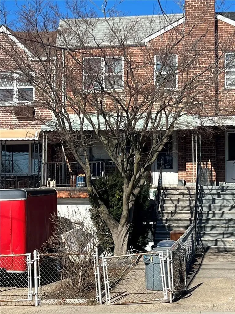2911 Harding Avenue Bronx NY 10465