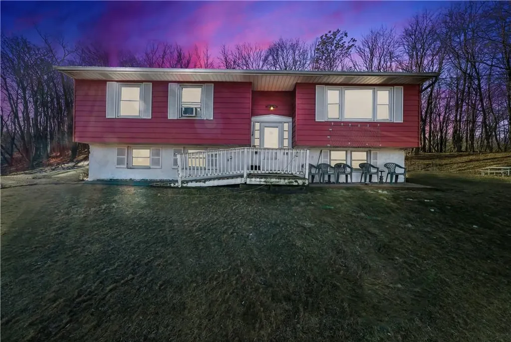 11 Christopher Avenue Highland NY 12528