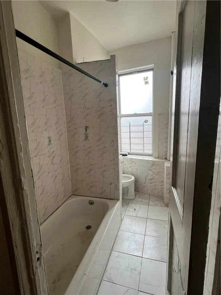 1898 Longfellow Avenue Bronx NY 10460