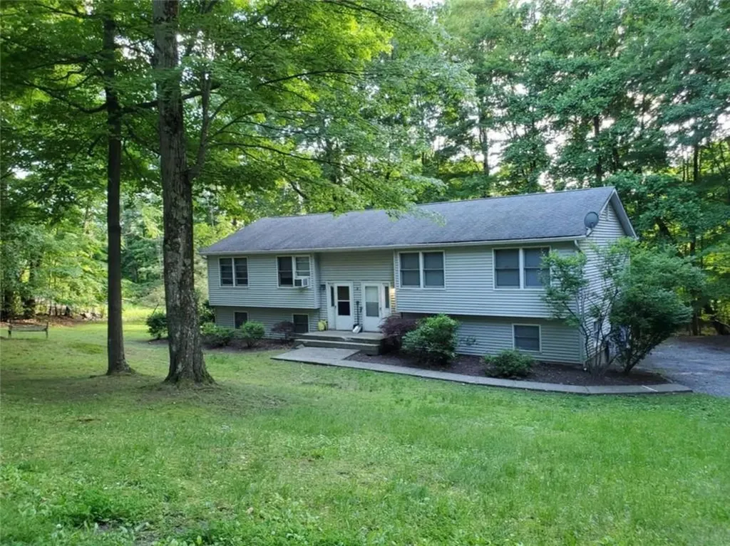 6 Cocoa Lane Newburgh NY 12550