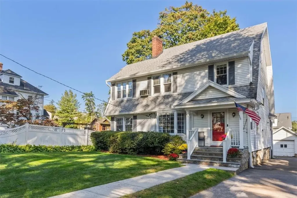 61 Parcot Avenue New Rochelle NY 10801