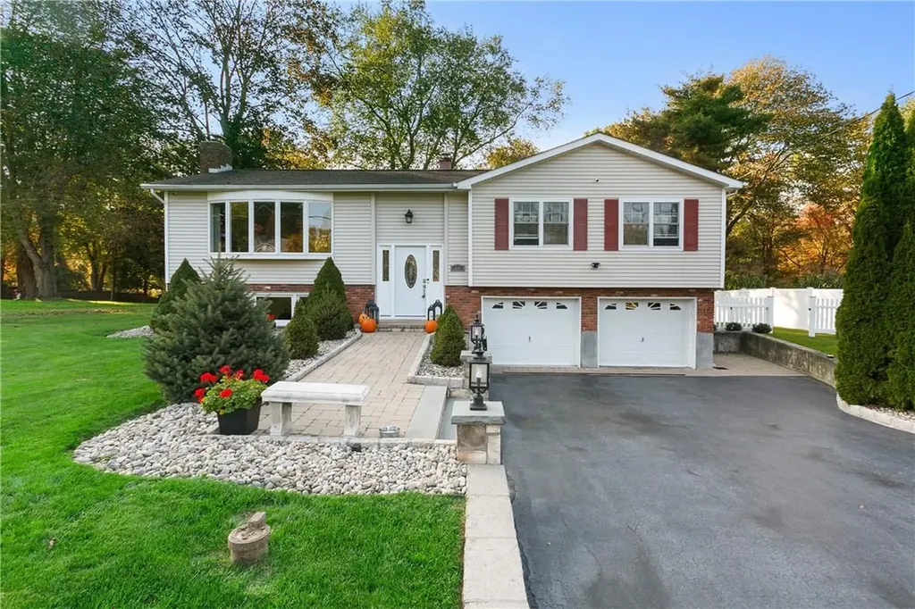 117 Overlook Drive Mahopac NY 10541