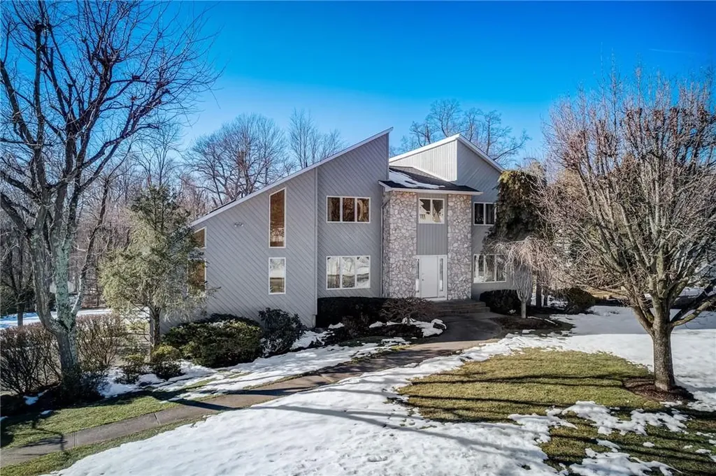 26 Waters Edge Congers NY 10920