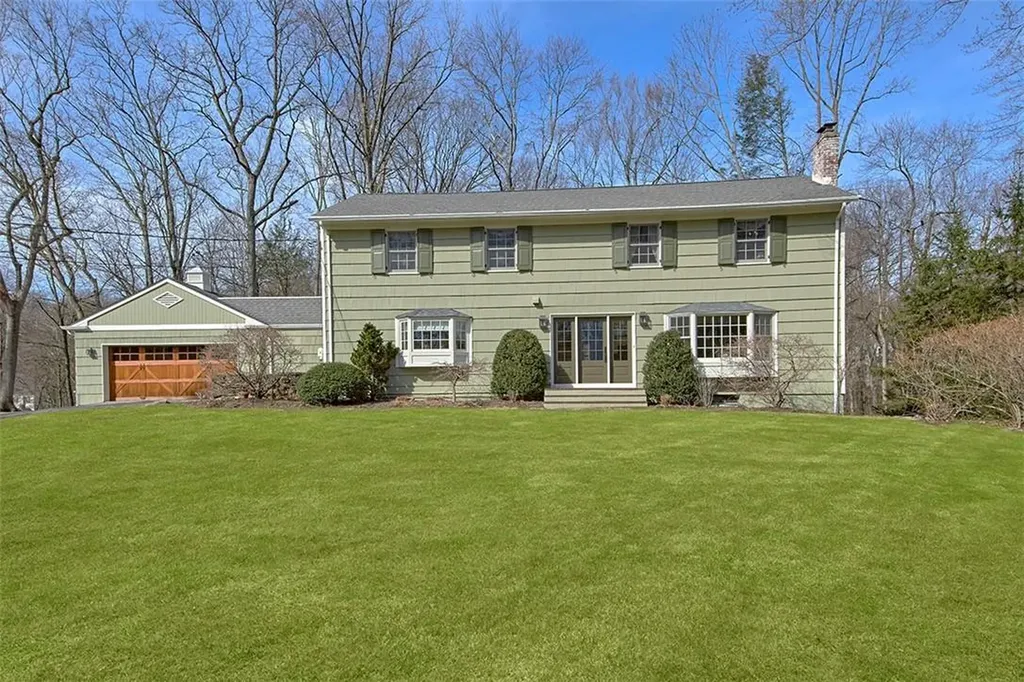86 Valley View Road Chappaqua NY 10514