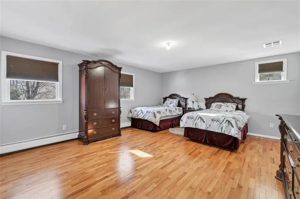 6 Arlington Drive Monroe NY 10950