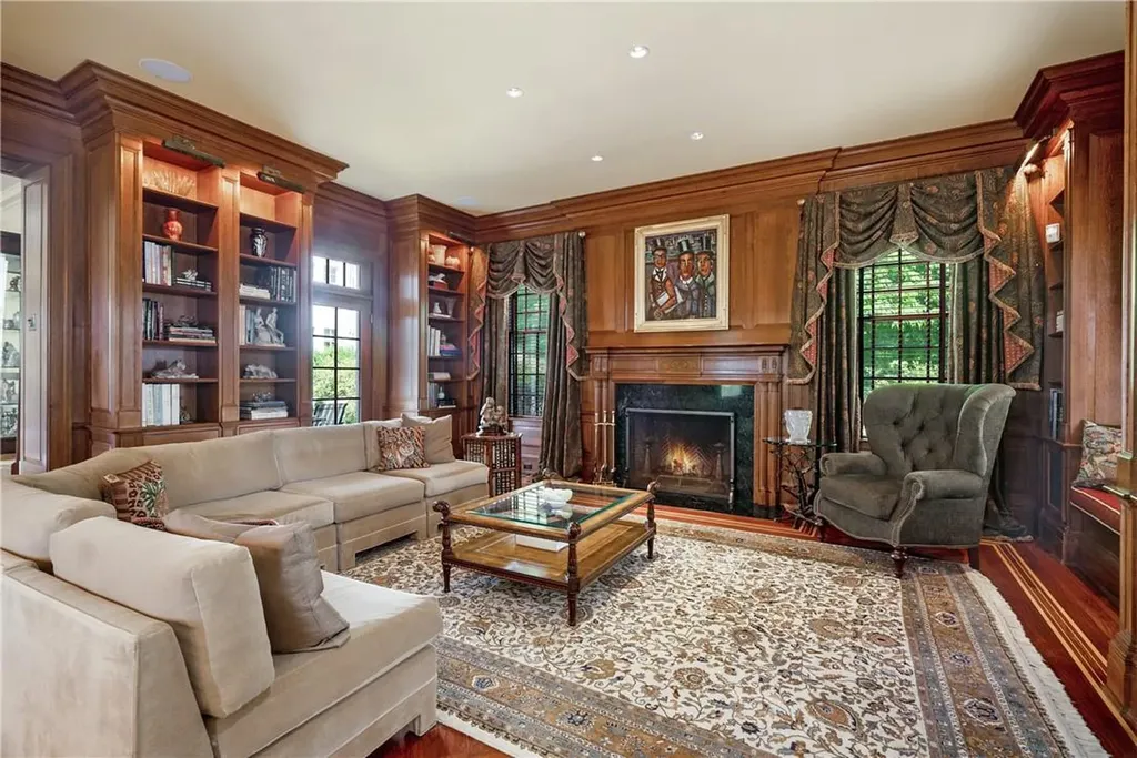 8 Cooper Road Scarsdale NY 10583