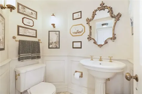 8 Cooper Road Scarsdale NY 10583