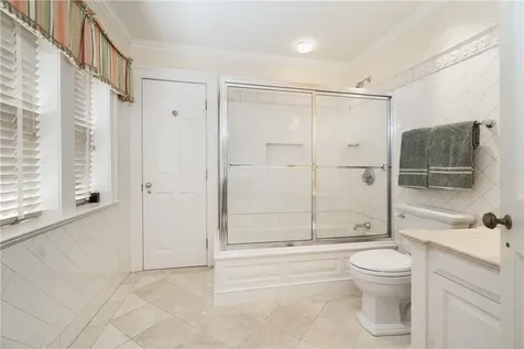 8 Cooper Road Scarsdale NY 10583