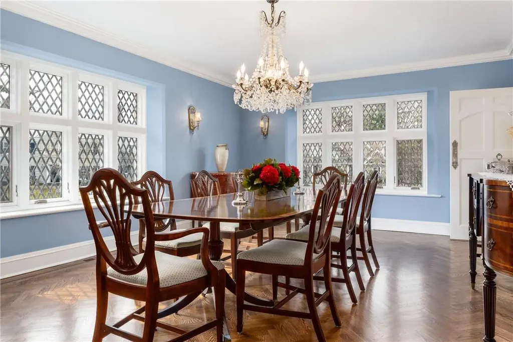 27 Hampshire Road Bronxville NY 10708