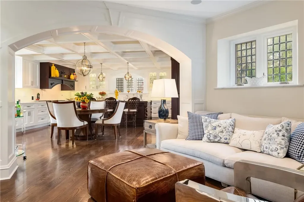 27 Hampshire Road Bronxville NY 10708