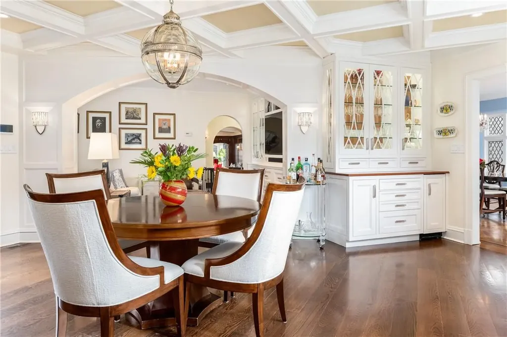 27 Hampshire Road Bronxville NY 10708