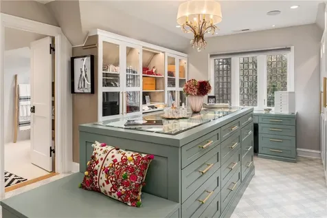 27 Hampshire Road Bronxville NY 10708