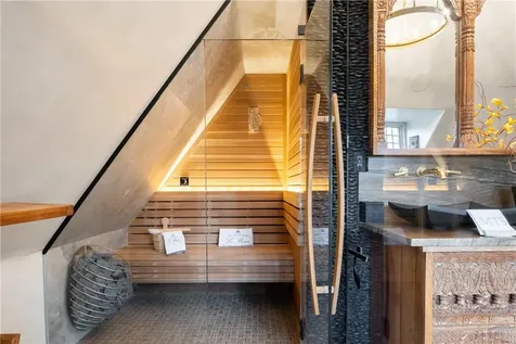 27 Hampshire Road Bronxville NY 10708