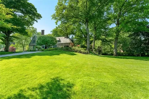 27 Hampshire Road Bronxville NY 10708