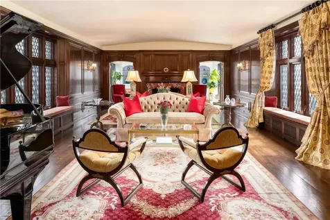 27 Hampshire Road Bronxville NY 10708