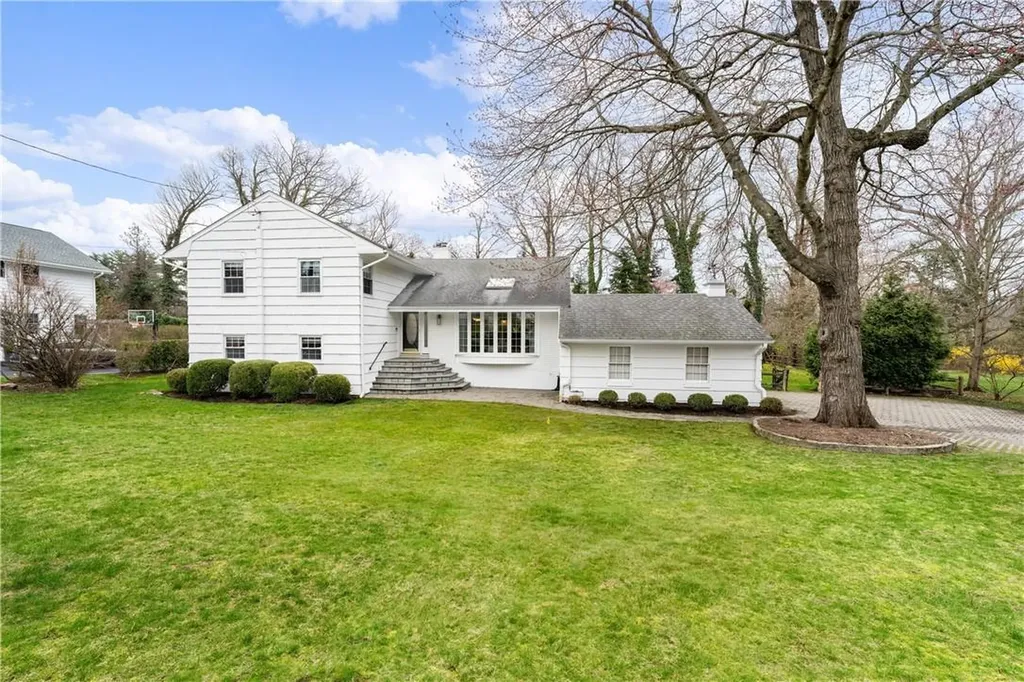 22 Garden Road Harrison NY 10528